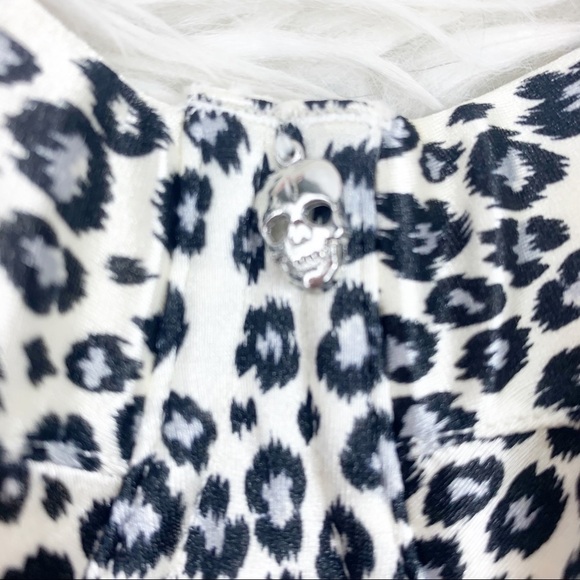 Flirtitude Bustier Top Leopard Print Skull Charm Silky - Picture 4 of 9